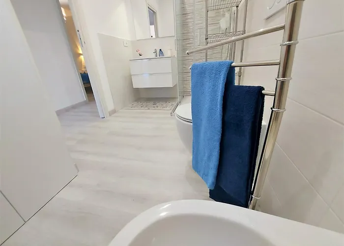 Apartment Sea & Land: Pietra Ligure
