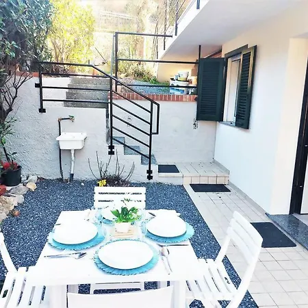 Apartment Sea & Land Relax O Sweet *